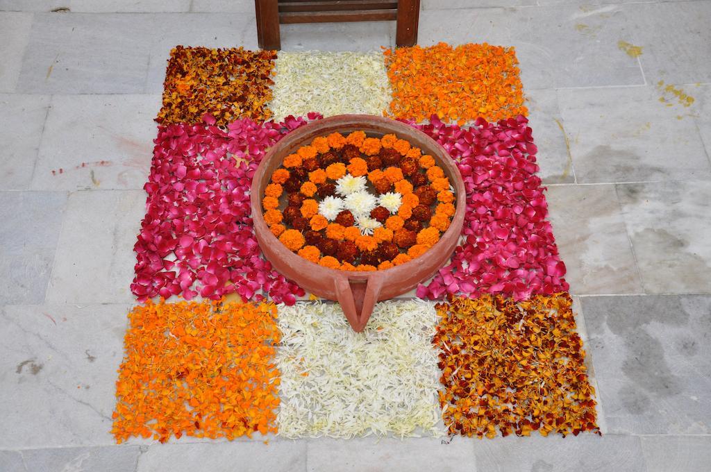 Kadamb Kunj Resort Bharatpur Eksteriør bilde