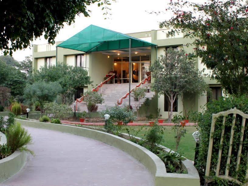 Kadamb Kunj Resort Bharatpur Eksteriør bilde