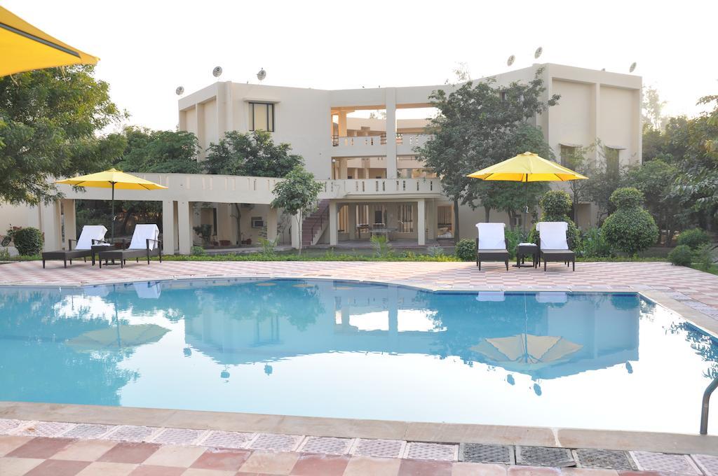 Kadamb Kunj Resort Bharatpur Eksteriør bilde